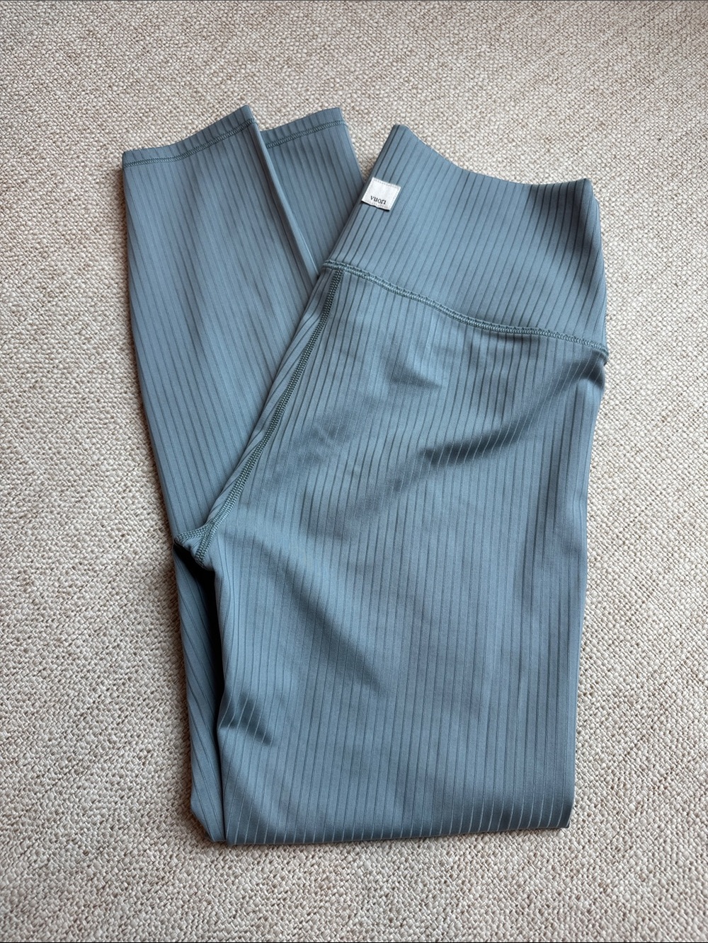 Vuori Inversion Rib Legging - Mist, Small, NWOT - Picture 6 of 8